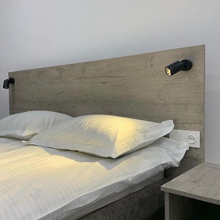 Hostel Magistral Biszkek Zewnętrze zdjęcie