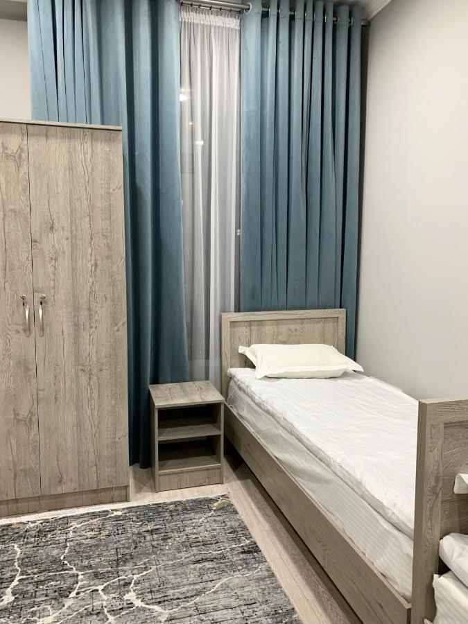 Hostel Magistral Biszkek Zewnętrze zdjęcie