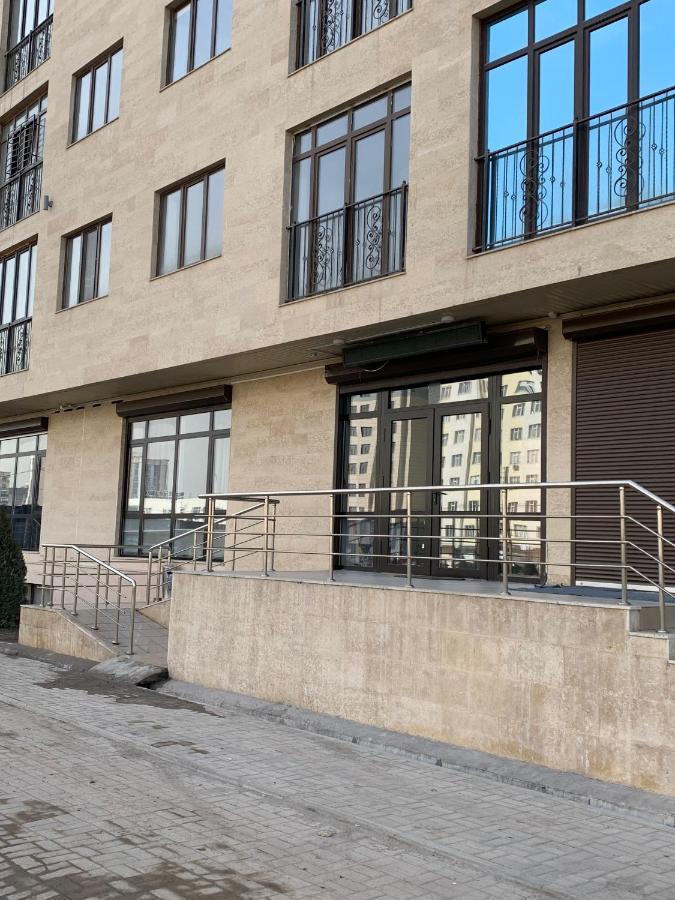 Hostel Magistral Biszkek Zewnętrze zdjęcie