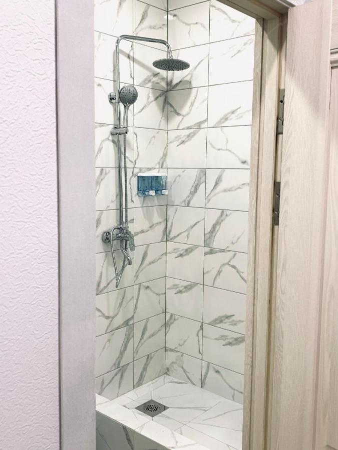 Hostel Magistral Biszkek Zewnętrze zdjęcie