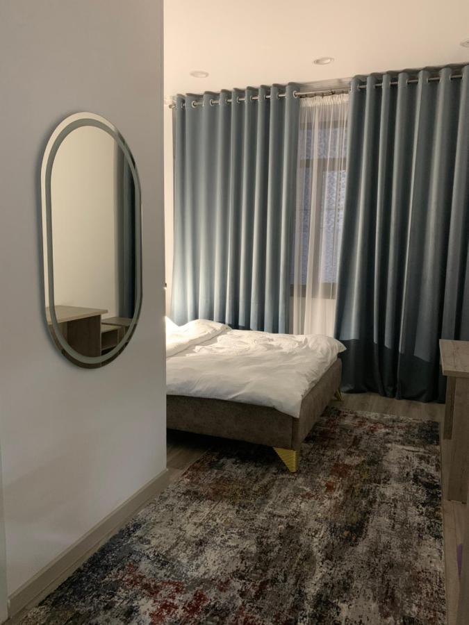 Hostel Magistral Biszkek Zewnętrze zdjęcie